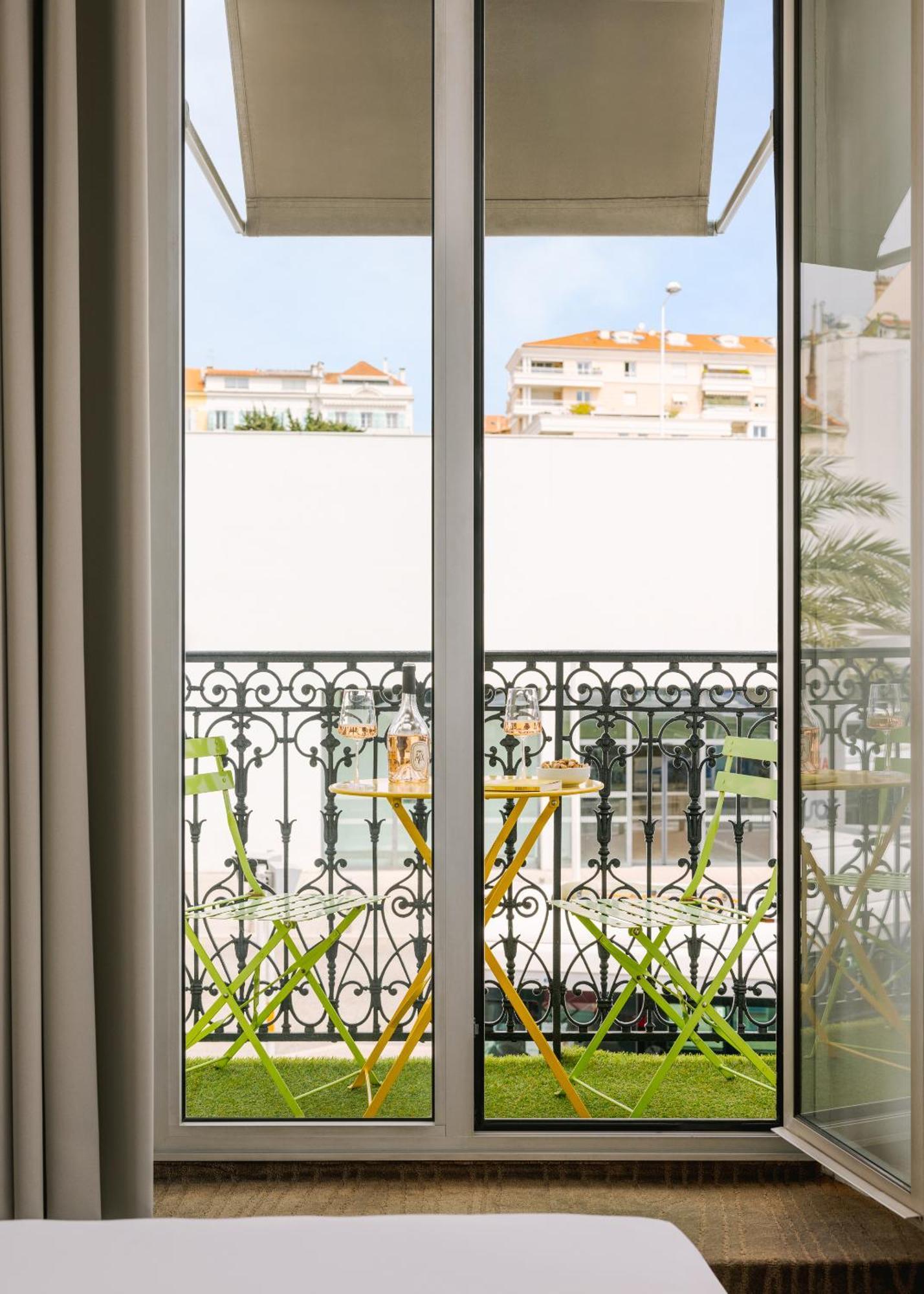 Yelo Lumiere Powered By Sonder Cannes Quarto foto
